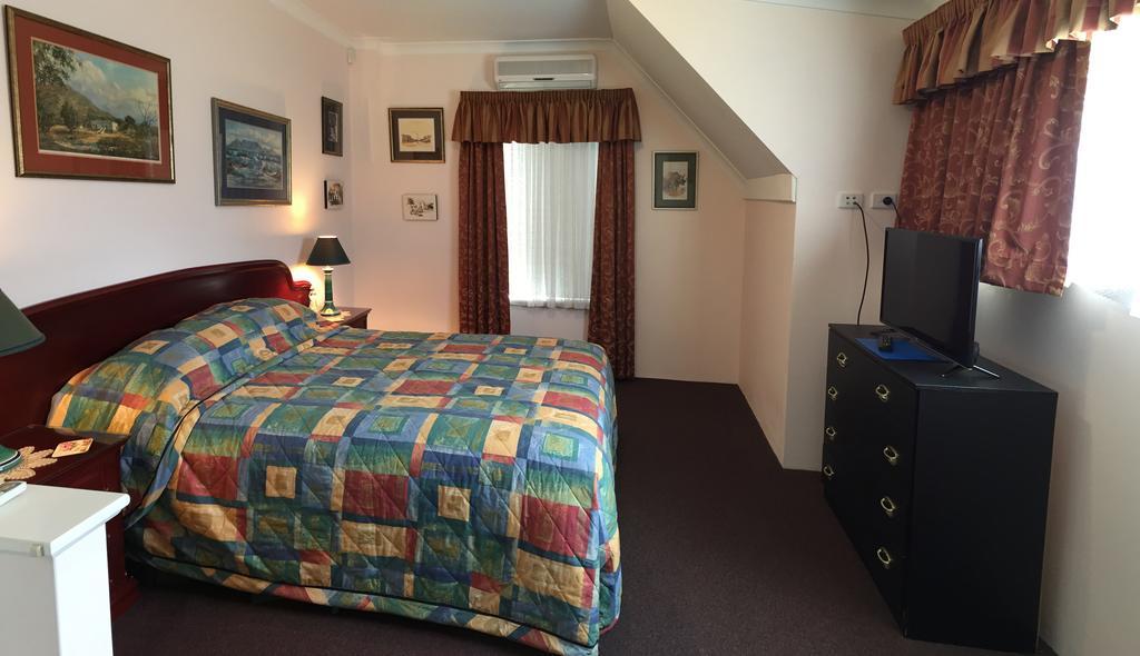 Aarn House B&B Airport Accommodation 퍼스 외부 사진